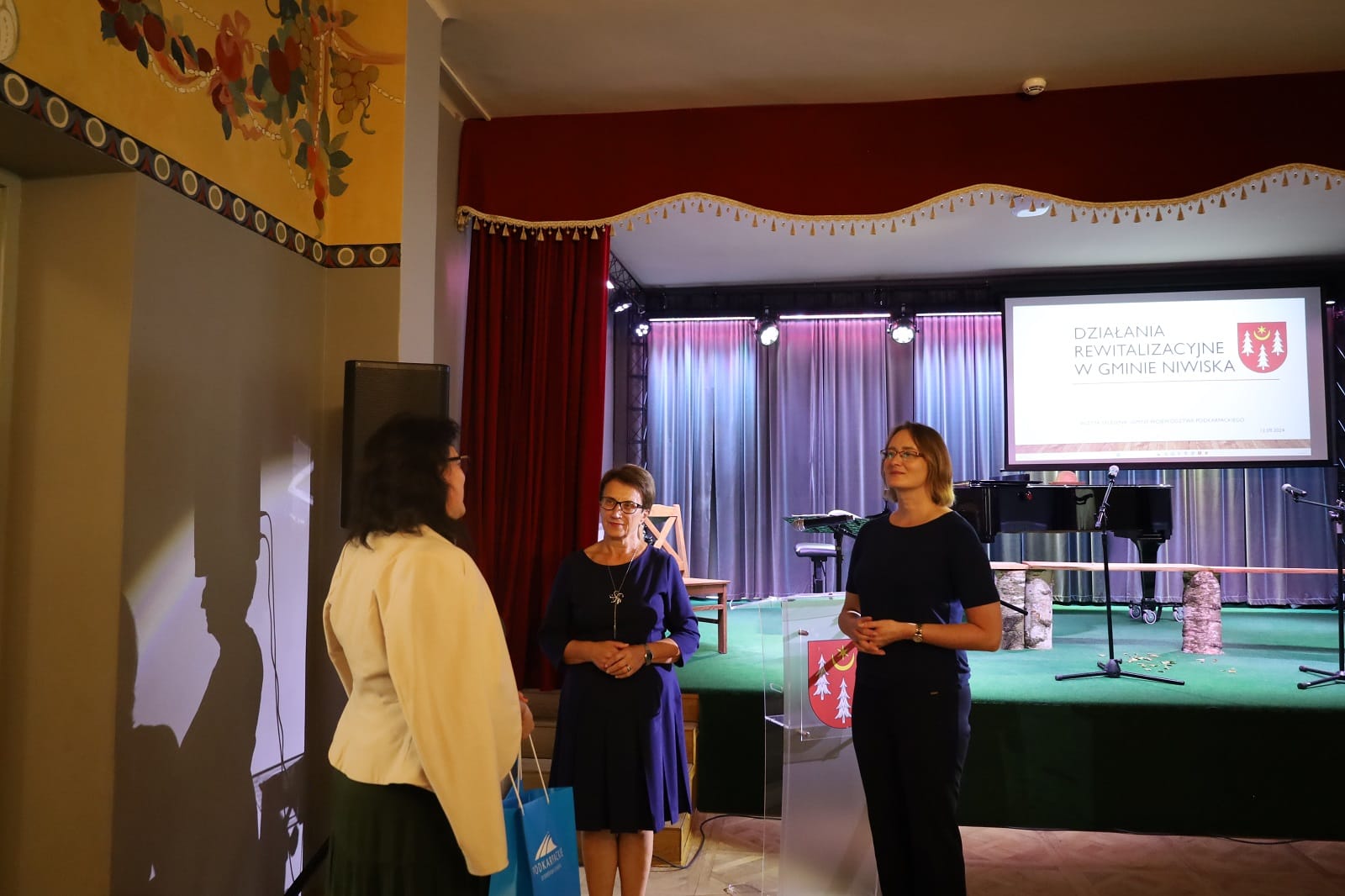 prezentacja działań rewitalizacyjnych w gminie Niwiska